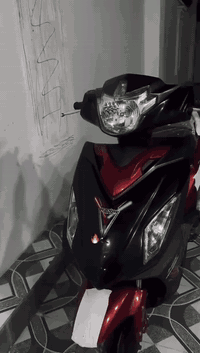 سلام عليكم هاوجي مسجل وكامل وسنويه موديل 2020 شرط المكينه ما ممدوده عليه سبانه تاخد منه نعومه  وشلعه كوله شغال نكره صلف ماطور مال واحد جناي بس متوازي عله فلوس سعره 13 ونص وبي مجال حك جيه مكاني خمسه كيلو ول مو شراي ليتعبني ويا ***********
