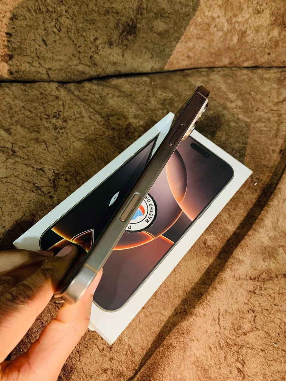 آيفون 16برو ماكس بطاريه 100بعده بضمان السعر 1450وبي مجال بسيط هذا رقمي
***********
