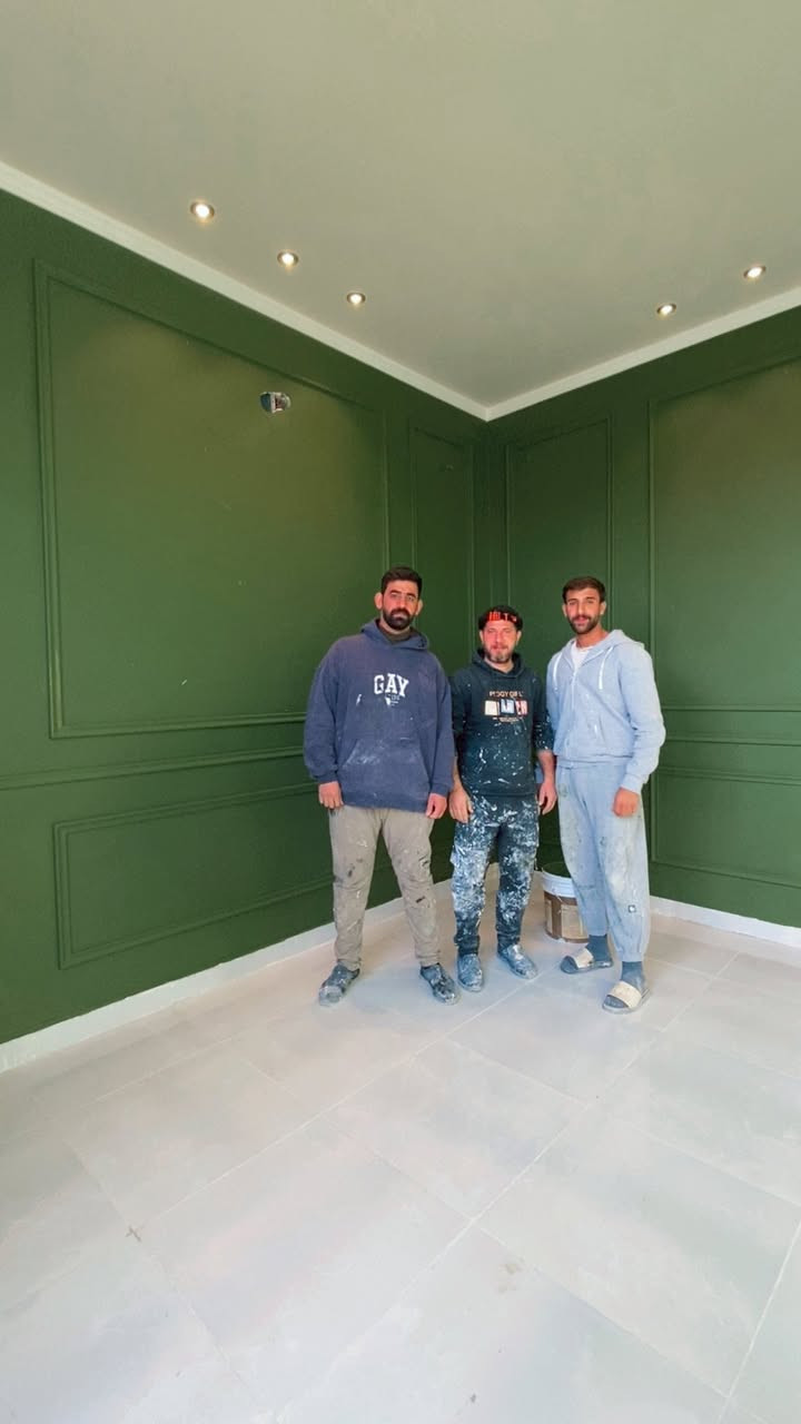 احد الاعمال سقف ولوحات جدران ديكور وصبغ 
بيت اخوي 
صباح نوري نابت

عموري الشمري للديكورت
***********
