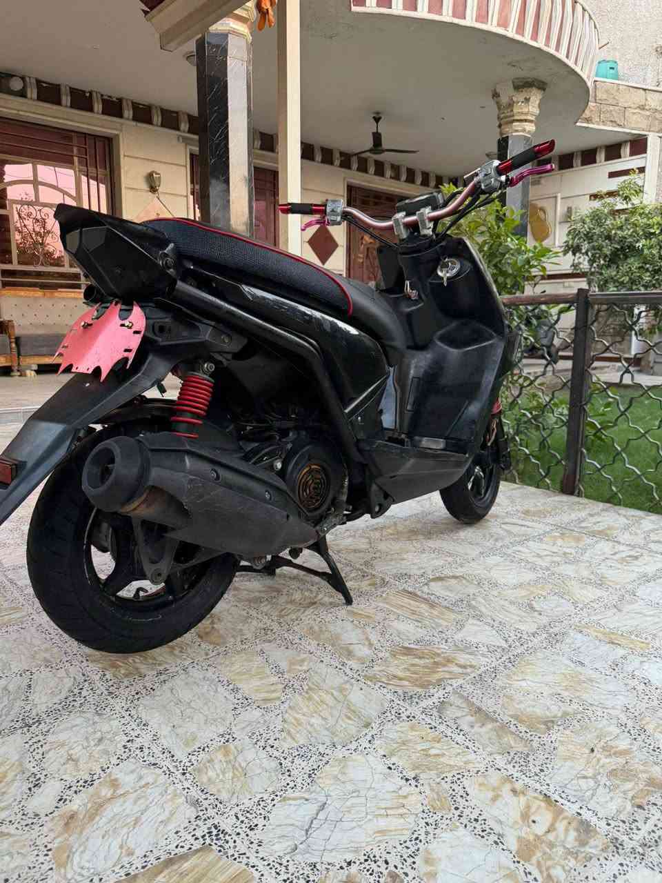 السلام عليكم 
سكنس جبلي البيع 
مكينه مكفوله كامله مناقصه شي 
سعر 900او بيه مجال بصيط 
عنواني بغداد 
رقمي *********** بغداد, العراق

