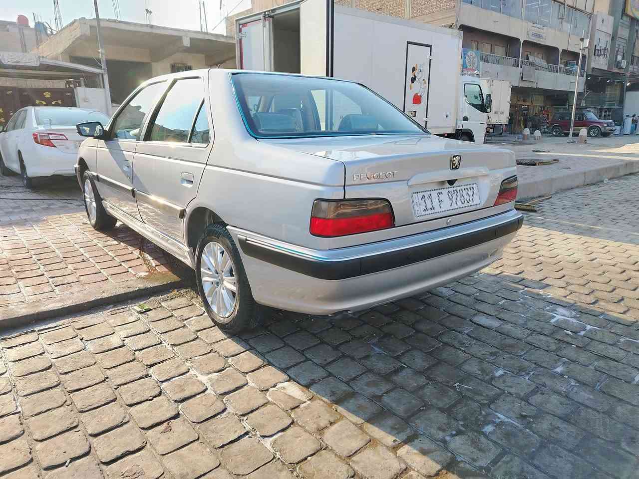 سلام عليكم بيجو بارص موديل 2025 بسمي ماشيه 6000 الف بعدهه ب ظمان الشركة مدوشمه ارظيه وكشنات مكاني جميله سعرهه 92 وبيه حك الجيه ***********
