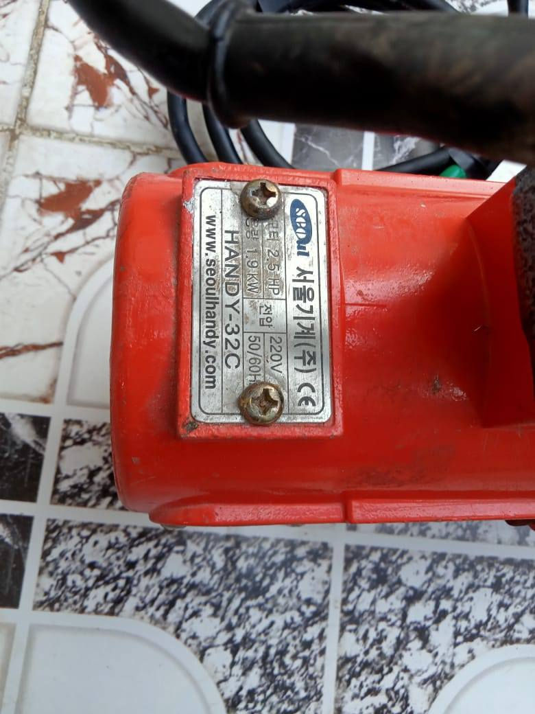 كتر شيش هيدروليك  اصلي  سنگل للبيع
***********
