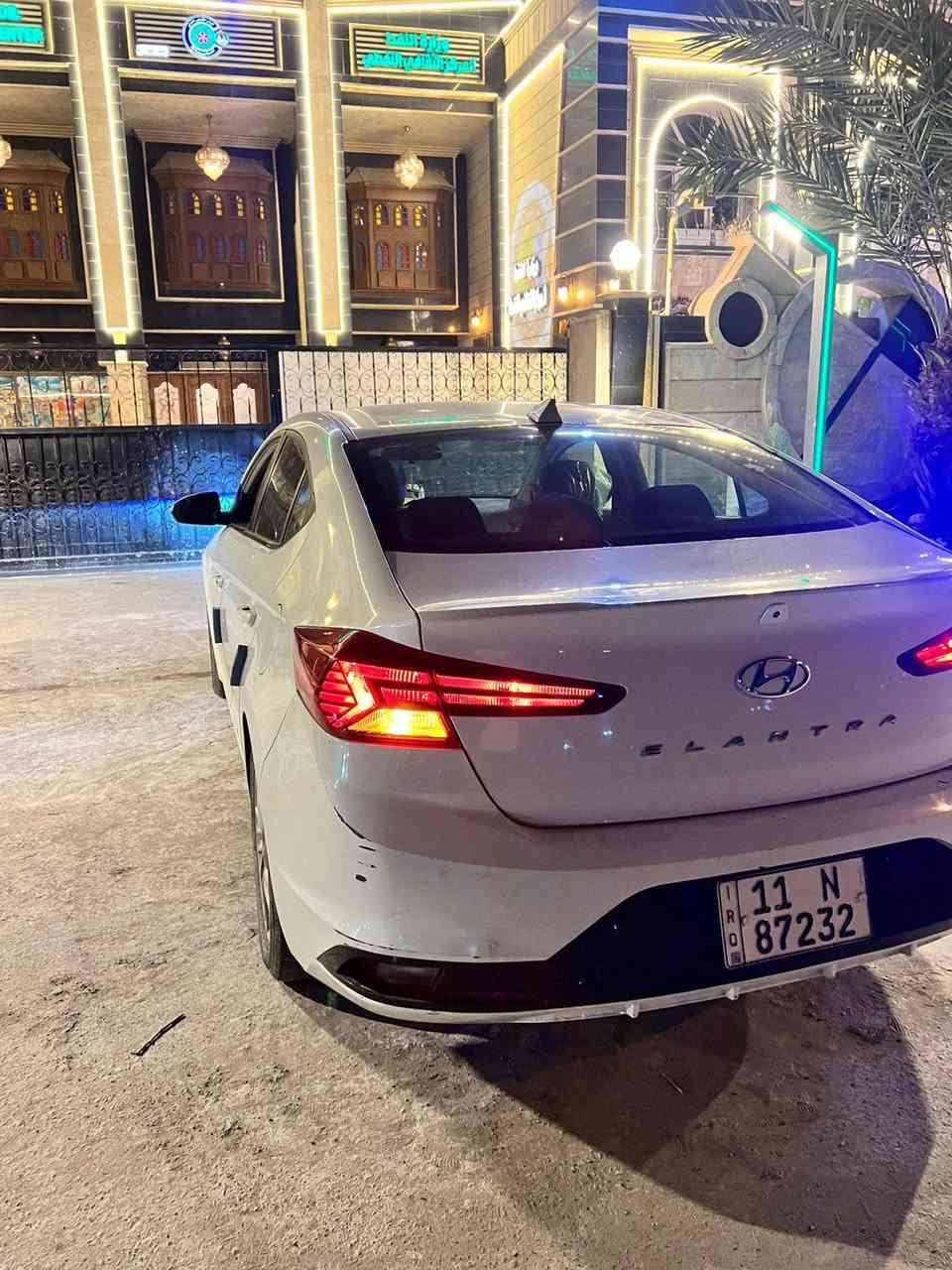 سلام عليكم
النترا موديل 2020 ماشيه 100
رقم بغداد جديد محرك 2000
سياره داخل كلين صور حادث بل منشور مكفوله من الصيغ  محرك كير مكفولات كير atجديد فول  مواصفات ماعده فتحه وبصمه السعر 138 الرقم ***********
مكاني بغداد كراده
