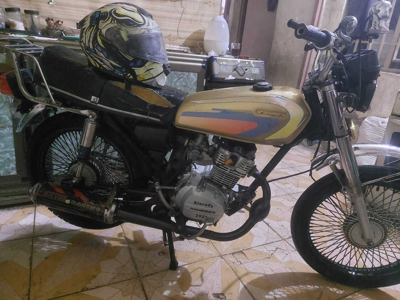 السلام عليكم دراجه للبيع كلك موديل 2021 نضيفه بالواقع السعر 225 وبيها مجال رحمه لا تكسرون بالسعر رحمه الوالديكم فقط واتساب ومازنجر ***********
