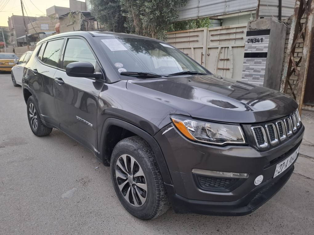 السلام عليكم للبيع او المراوس جيب كومبارس سبورت موديل ٢٠١٨ فول مواصفات عدا الفتحه محرك ٢٤٠٠ كير ٩ نمر
بصمه 
تحكمات استيرن 
شاشه كار بلي
انظمه قياده 
فور ويل 
تبريد قطعتين 
رادارات 
صدر امامي خلفي جديد تخم تاير جديد كهربائيات كلها شغاله ماشيه ٧٦ الف حادثها بنيد وجاملغ بدون دواخل السعر ١١٨ وبيها مجال 
مكاني الدوره ابو دشير 
رقم الهاتف *********** بغداد, العراق
