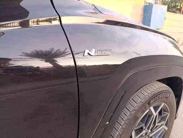 هيونداي توسان هايبرد 2024 ان لاين

بدون رقم دخول جديد 

  

محرك 2500

الموديل2023

ضرر جاملغ مبدل بلادي واشوية من البنيد وايضا بدلته بلادي

بدون ضبغ السيارة. 

ماشية : ١٢ الف زيرو

السعر : ٢٠٠ ورقة بدون رقم. 

           ====== مواصفات ======

فتحه بانوراما 

شاشه كبيره نفكيشن

بصمه

رادار امامي

مانع تصادم

تحديد مسار

نقاط عمياء

كامره خلفيه

كراسي مختم ان لاين جلد مع شامو

كرسي كهرباء 

كراسي تدفئه

مثبت سرعه

تحكم ستيرن

نظام قياده ذاتيه

تشغيل عن بعد سياره

شاحن وايرلس

هاند بريك كهربائي

دفع رباعي 4X4

باب خلفي صندوك كهرباء

اضويه اماميه زنون LED

كشافات ضبابي LED

اضويه خلفيه LED

نظام GPS خرائط

3 انظمة قياده NORMAL/ECO/SPORT

بلوتوث 

مدخل USB + AUX

مكاني بغداد

للتواصل /   *********** واتساب

              ‏‪***********‬‏
