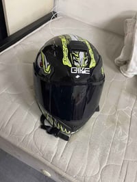 اكسسوار سيارة • استعمال قليل • مقاس L