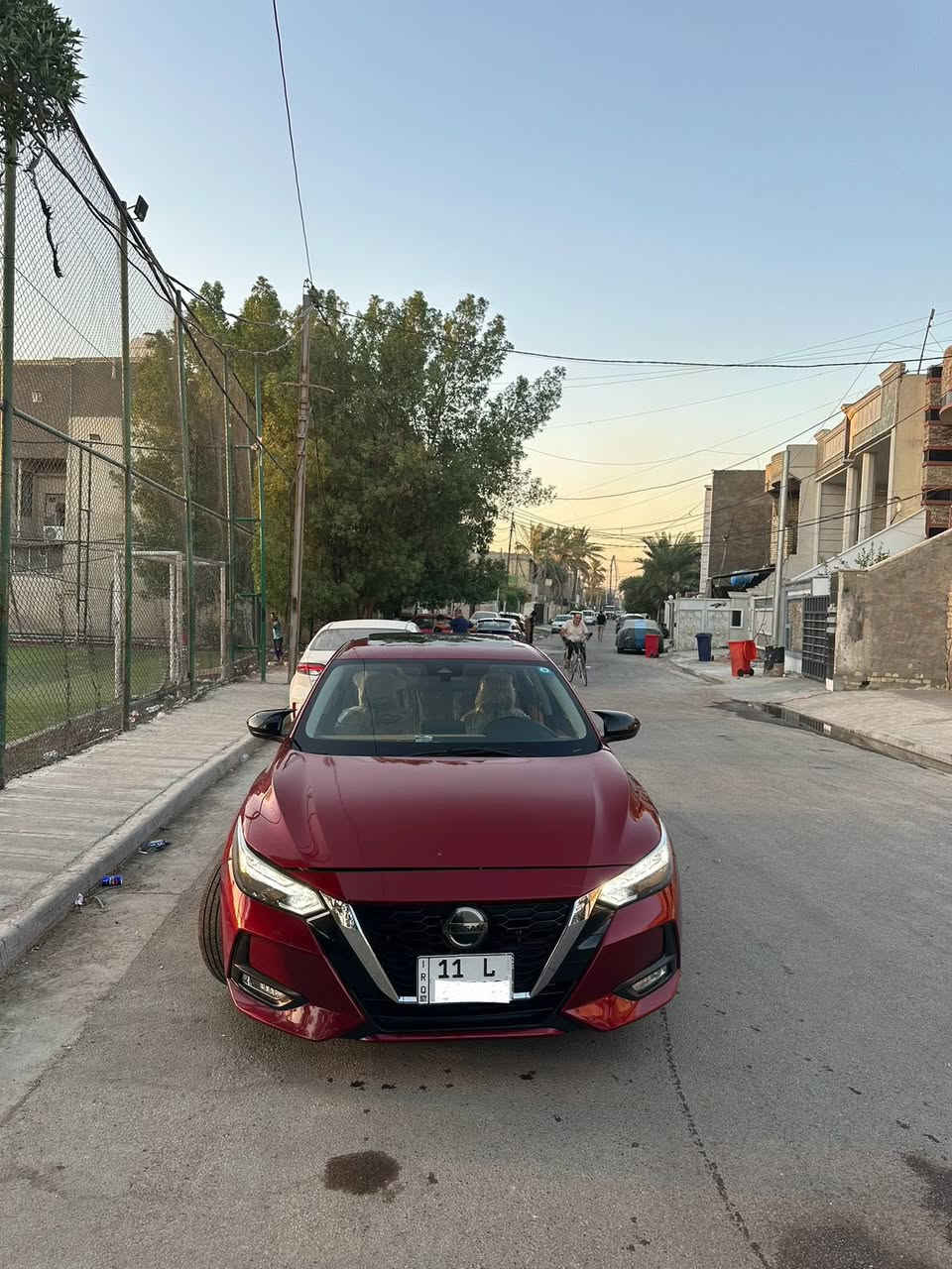 نيسان سنترا 2022 
بيها 3 قطع صبغ وحادثها موضح بالصور 
فول مواصفات 
السعر 135 وبيها مجال 
كشنات جلد لونين 
كشن كهرباء 
كشن + ستيرن هيتر 
فتحة سقف 
رادار امامي 
رادار جانبي 
رادار خلفي 
انارة داخلية بلادي تغيير الوان 
مكان السيارة بغداد 
مكلف بالنشر 
الاتصال بالرقم ***********
