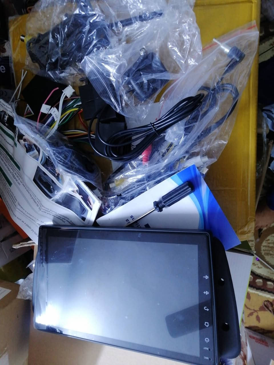 يالله قطع سيارات طلعن عندي بالبضاعه امزون للاستفسار مراسله رقم ***********
