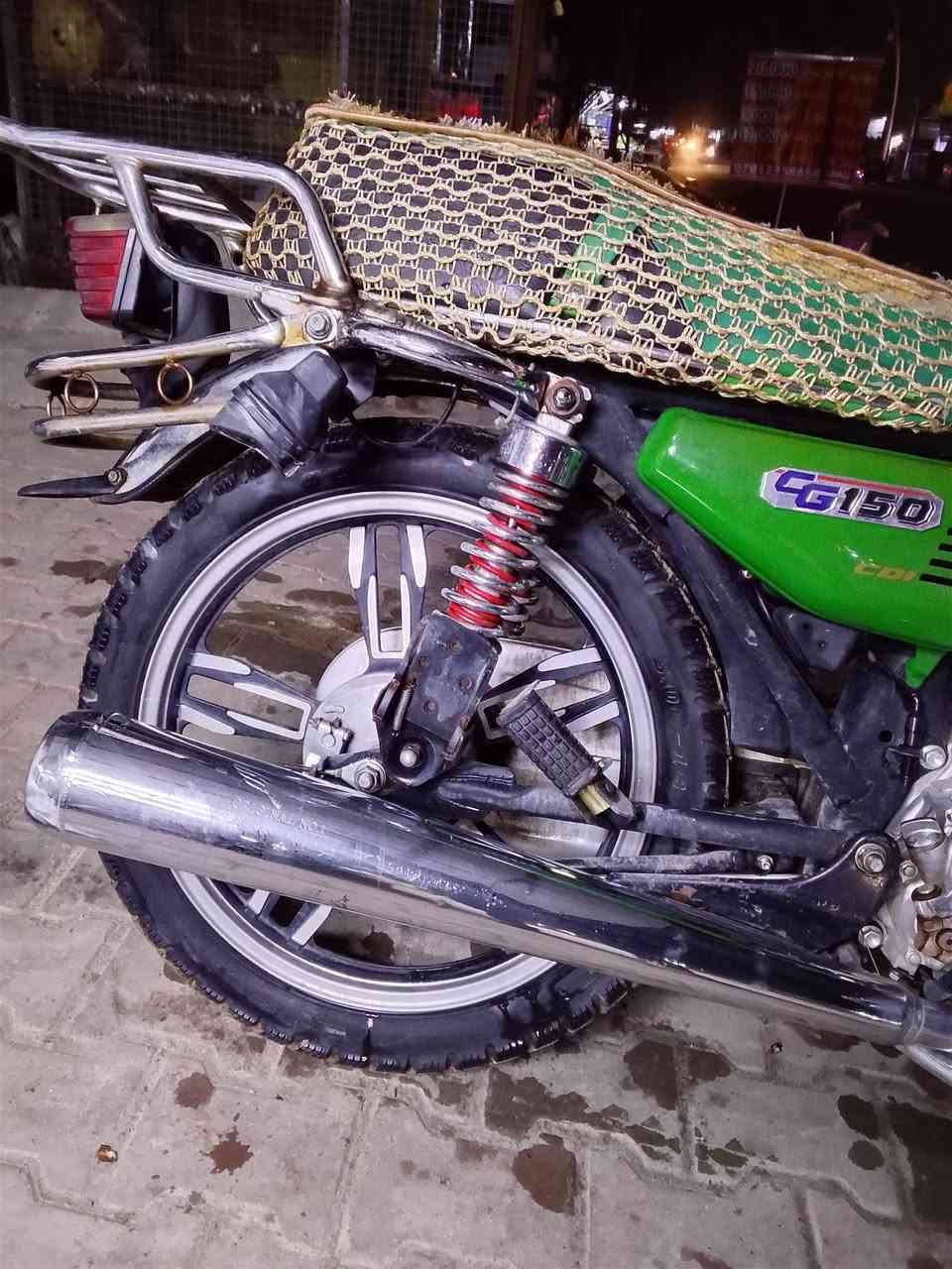 سيفان موديل 2022 مكمرك 
سعر 650 بي مجال قليل تفاصيل اكثر ***********
