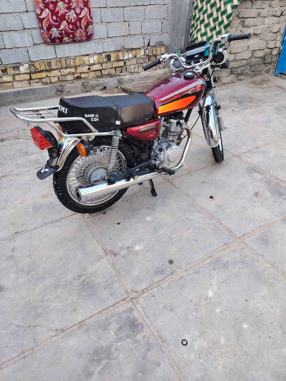 سلام عليكم دراجه تايكر البيع موديل 2021 أوراق 450 وبيها مجال ***********
