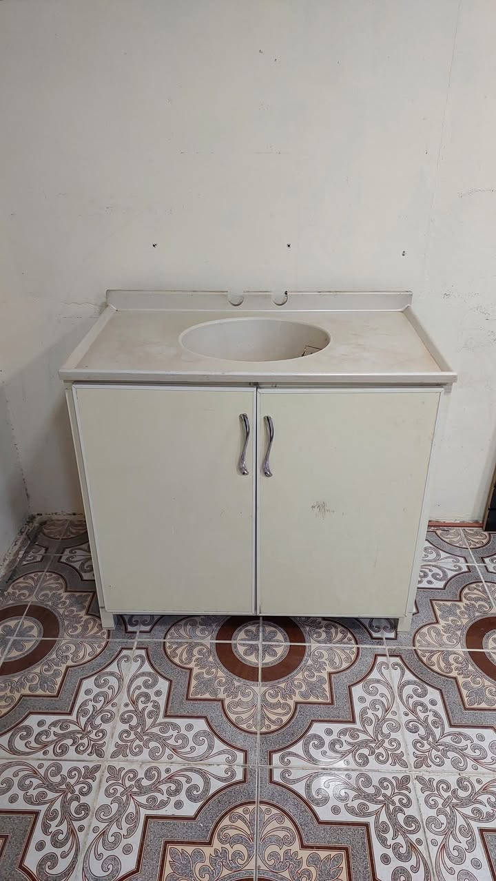 ئەم شتانە بۆ فرۆشتن لەسلێمانی.
***********
جوابی کۆمێنت نادرێتەوە
