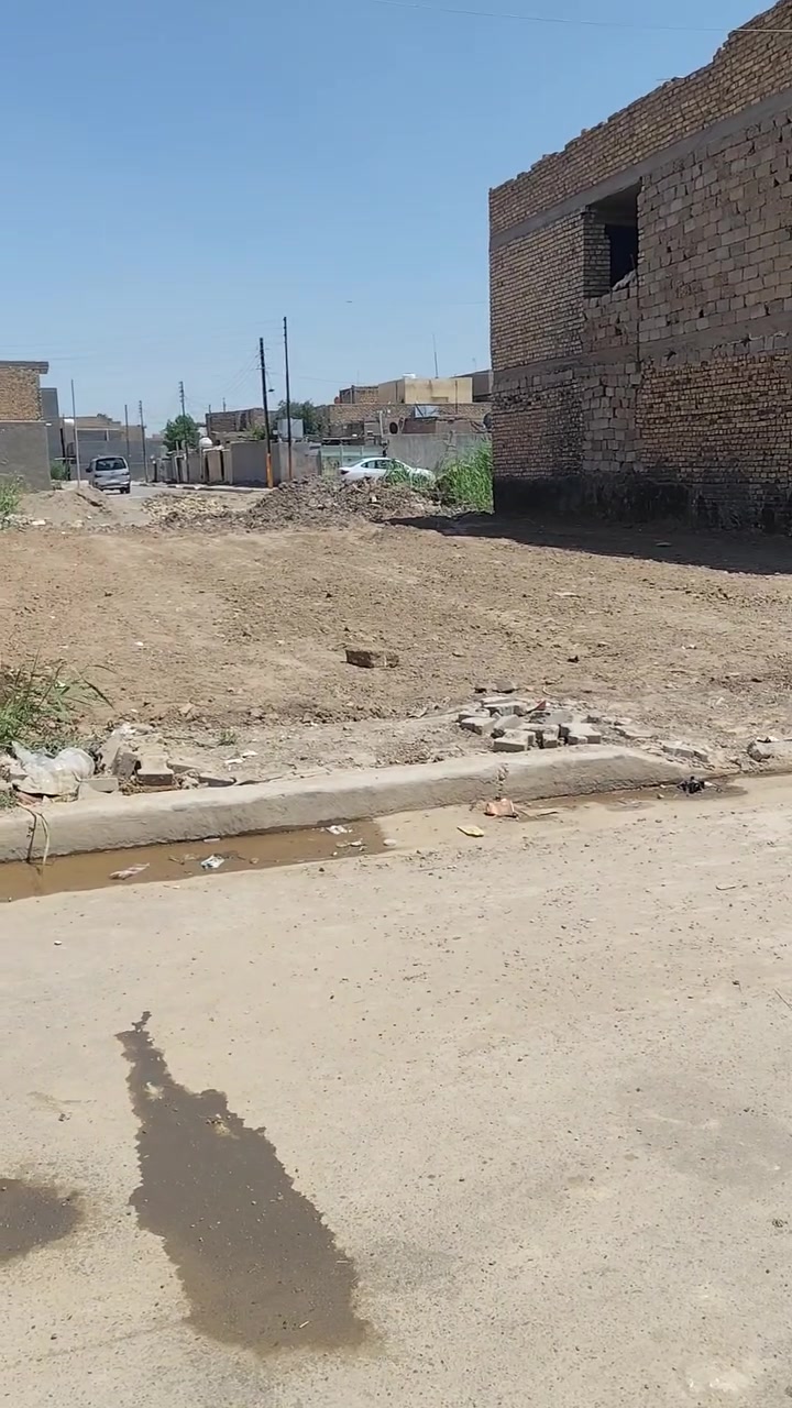 السلام عليكم توفرت قطعة بالفارس 258 متر للاستفسار الاتصال على
***********

***********

***********
