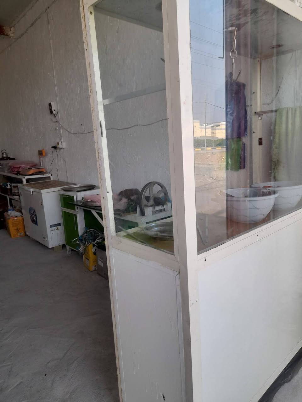 جامخانه للبيع  ***********
