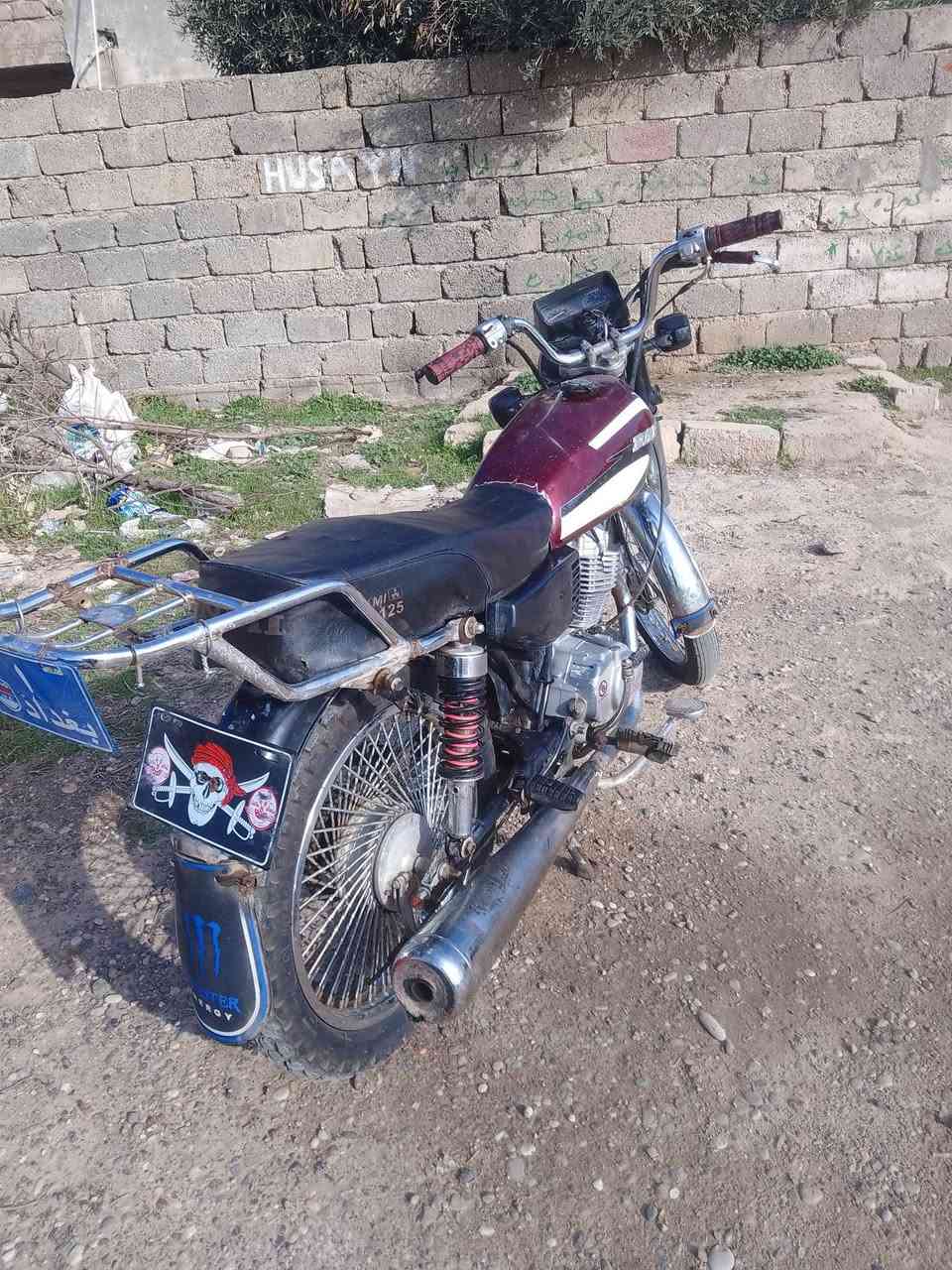 السلام عليكم
موجود موتور بارت للبيع السعر 200 وبي مجال شيء قليل 
***********
