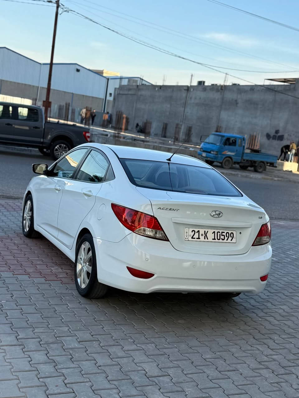 للبيع اكسنت موديل 2014 فول مواصفات 
صندوق صبغ + نوص جاملغ صبغ فقط 
رقم سليمانيه سنويه جديد هزه و براد جديد 
شرط تحويل سعره 105 وبي مجال شراي خابرني 
 مكان كركوك  (( *********** )) كركوك, العراق
