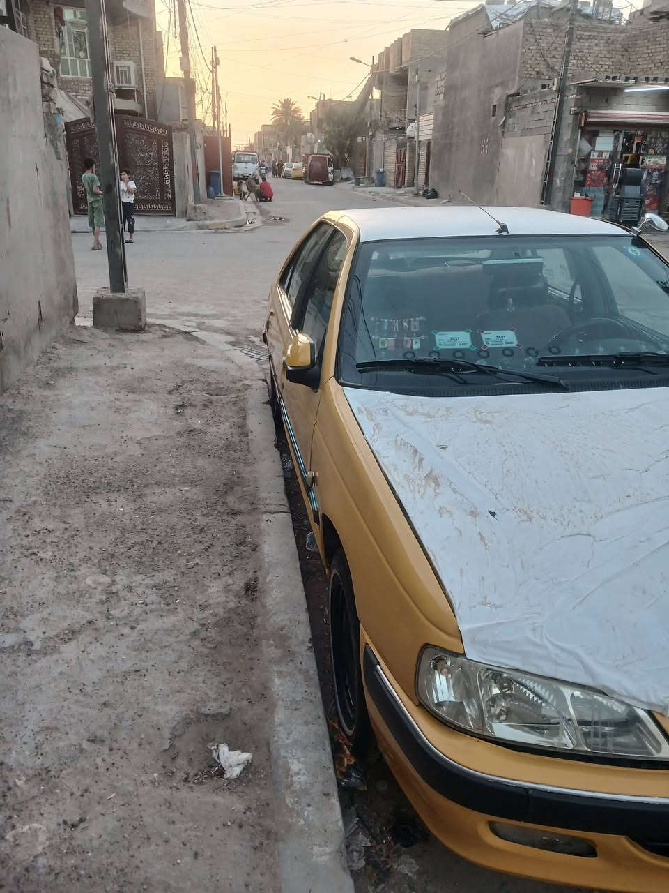 بيجو باص ٢٠١٥سياره خير من الله هيى غرامات مصفره سياره مال جناي كير ومكينه كفاله حداديه وصدر جدد بيه فقط ضربه بلجاملق لايسر الخلفي عل بارد وبيه ضربه عل صندوك هكم عل بارد رقم بغداد انكليزي ابيع تحويل مباشر ثاني يوم العنوان مدينه الصدر بغداد سياره ب ٤٨ وبيه مجال حك الجيه رقم الهاتف ***********
