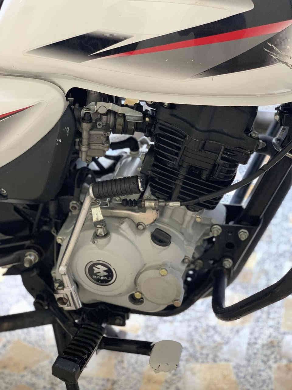 بوكسر كلاسك
موديل 2023 شهر 11 دراجه جديده ماشيه 8000 مكفوله من كلشي كهربائيات كله شغال  رقمه ديالى تحويل ثاني يوم سعره 2300 وبيها مجال مكاني بغداد مدينة الصدر 

للتواصل. ***********
