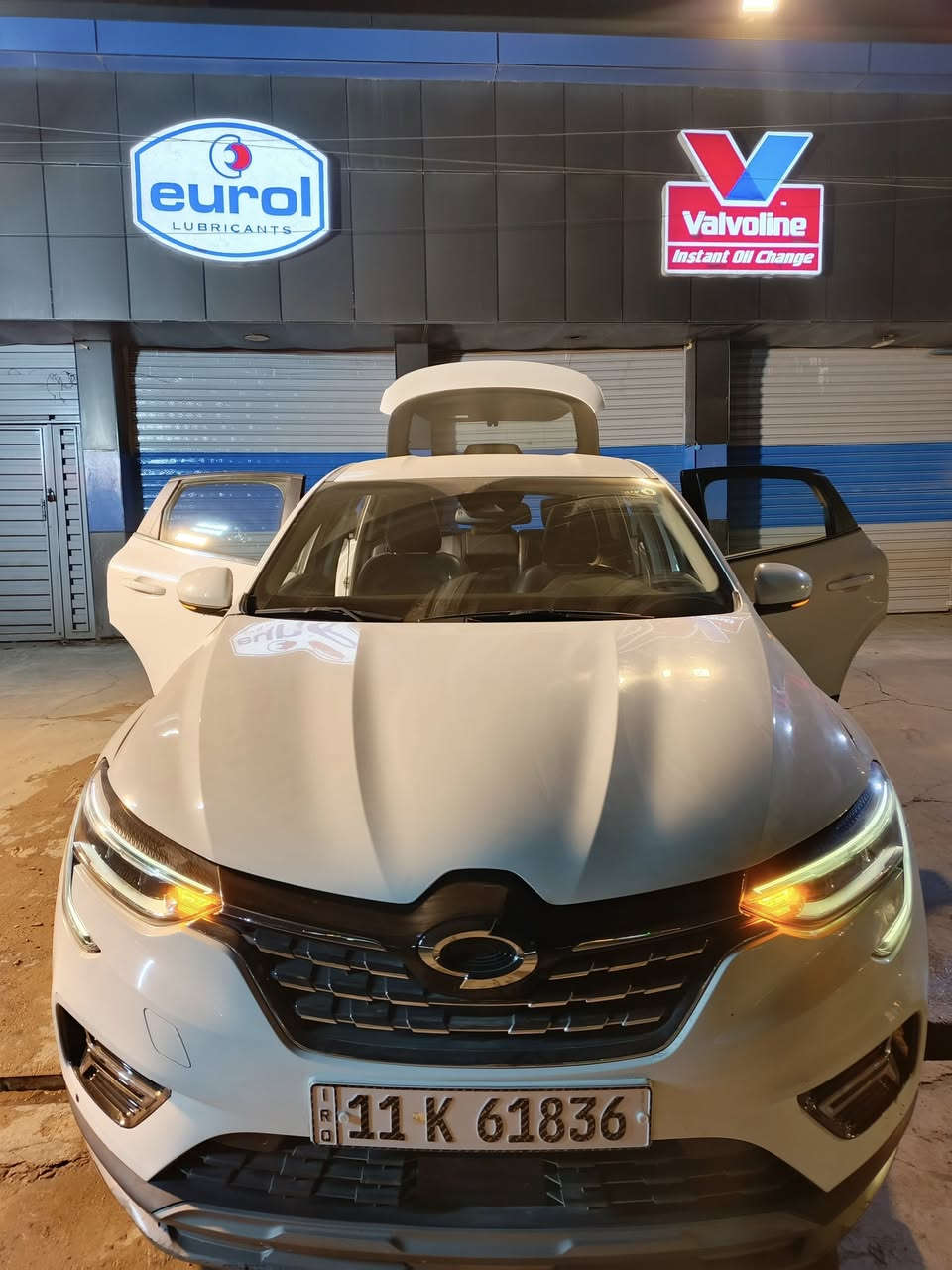 السلام عليكم 
سياره سامسونك كوري 
مكينه 2000 موديل 2023 
ماشيه 44 
فول مواصفات ماعده لفتحه  
كفاله مكينه كير بيني وبينك سونار 
رقمي *********** 
سعره 113 وبيه مجال بسيط
