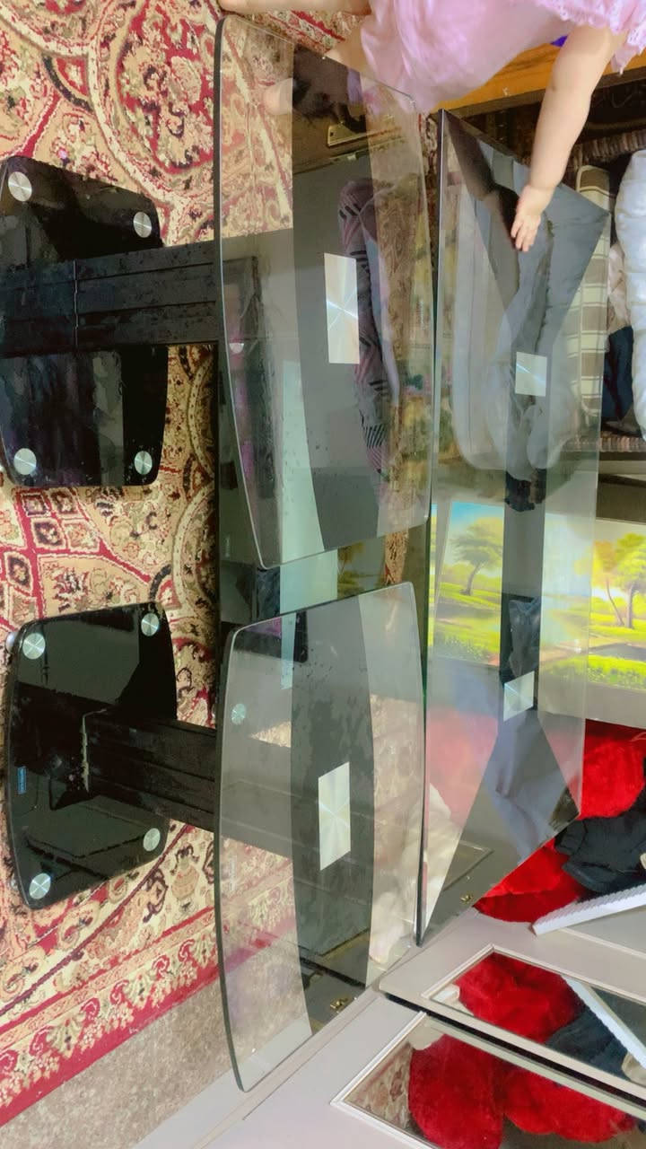 غراض للبيع 
ميز وسطي مع  2. طبلات. نظيف جدا السعر. 35 
ميز مربع  صاج وسطي. السعر 10 
ميز بلازما نظيف جدا. طول متر ونص  السعر 20 
مكينه براذر الاصليه ماخذيه بورقتين سعر البيع  125 
سرير تركي. نفر تكمه الثكيل  السعر 75 
مكان اعظميه


**إذا كنت صاحب هذا الإعلان وتريد حذفه لأي سبب، رجاءا أرسل رسالة إلى الدعم الفني**