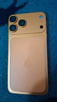 اكس ماكس محور 17للبيع بس الكامره ول الفلاش الخلفيه وكفن عله غفله يعني ...