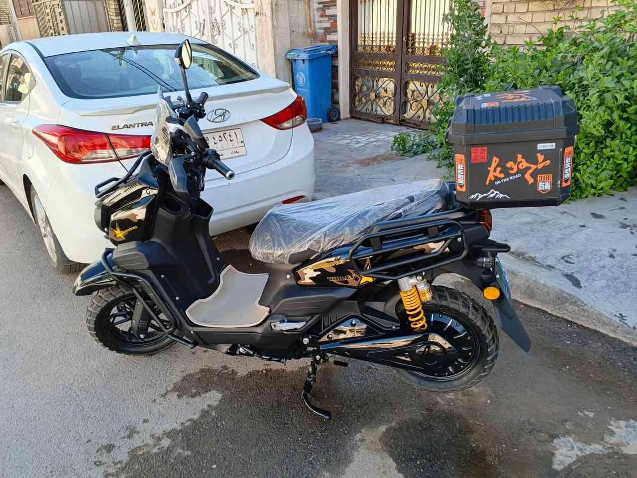 دراجه أباتشي فول موصفات بطاريات مصطره تمشيك 80 كيلو دراجه ما شاءالله عليه مدرع بيه نضام الرجوع إلى الخلف هورن أشاير كله شغال تاير مالته جبلي صندوك خلفي بيه دراجه الي ياخذه ميخسر الله شاهد صارلي شهر من اخذته بس احتاجيت واريد أبيعه مكاني بغداد الرقم للتواصل ***********
