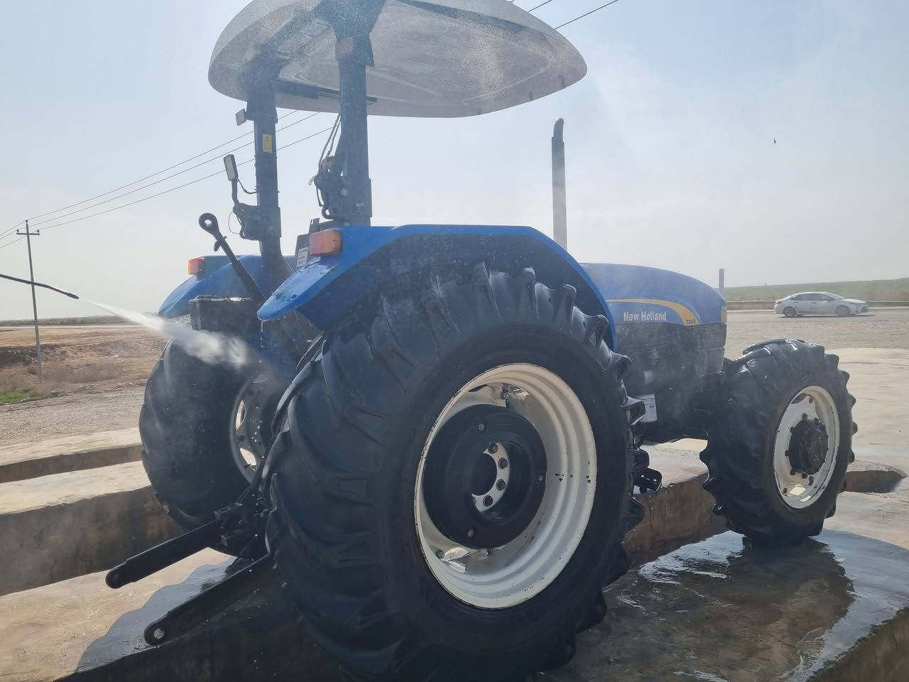 مكينة ني هولندا للبيع حجم ٨٠ جديد رقم اربيل تحول  تايرات الشركه موديل ٢٠١٩
المكان ديالى
 الاستفسار والاتصال ‎***********
