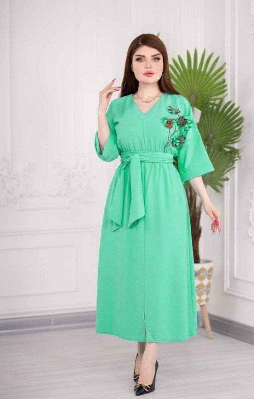 فخامه رمضانيه بأطلاله ونزاكه جميله 
 فستان رمضاني 😍
قماش دابل ايطالي الأصلي 
الألوان:اسود،جوزي،نيلي،احمر
قياسات 38,40,42,44,46,48 
السعر 35 الف سميل, دهوك


**إذا كنت صاحب هذا الإعلان وتريد حذفه لأي سبب، رجاءا أرسل رسالة إلى الدعم الفني**