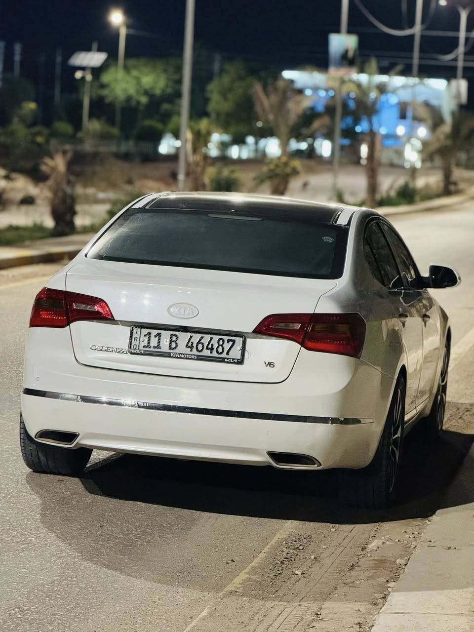 كادينزا 2011 vip للاخير
كير كفاله مكينه كفاله ممفتوحه فقط قبق ولفات 
داخل كلش نضيف 
برده خلفيه تصعد وتنزل ويه البك 
تخم تاير جديد 
ماشيه 236  حقيقي
مكينه كلش ناعمه صرفه كلش حلو 
مابيه اي نقص 
السونار مثل ما موضح البنيد فقط مفتوح وراجع نفسه بدون اي ضرر (بالاضافه للسونار باب السايق نرشت )
هذا البارد الي بالجاملغ الخلفي الي بالسونار كلش بسيط
بس السونار معظم الامور
مكانه حله ناحية النيل 
معروضه 112 بيه مجال بسيط 
***********
