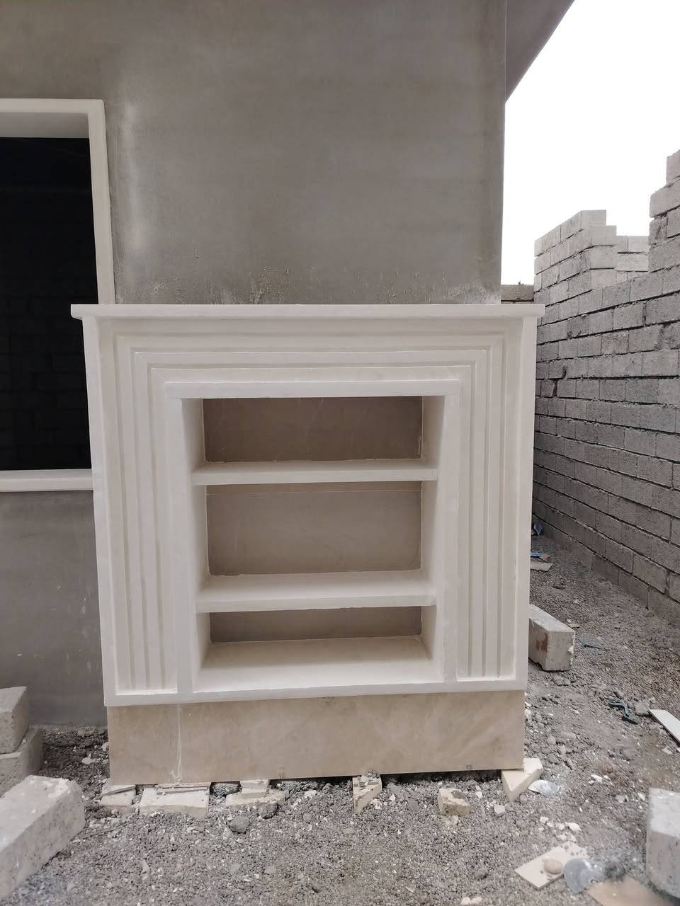 السلام عليكم
يوجد كادر حجر حلان كرسته وعمل كافه انواع الواجهات ولكوبنات بسعر مناسب ***********
