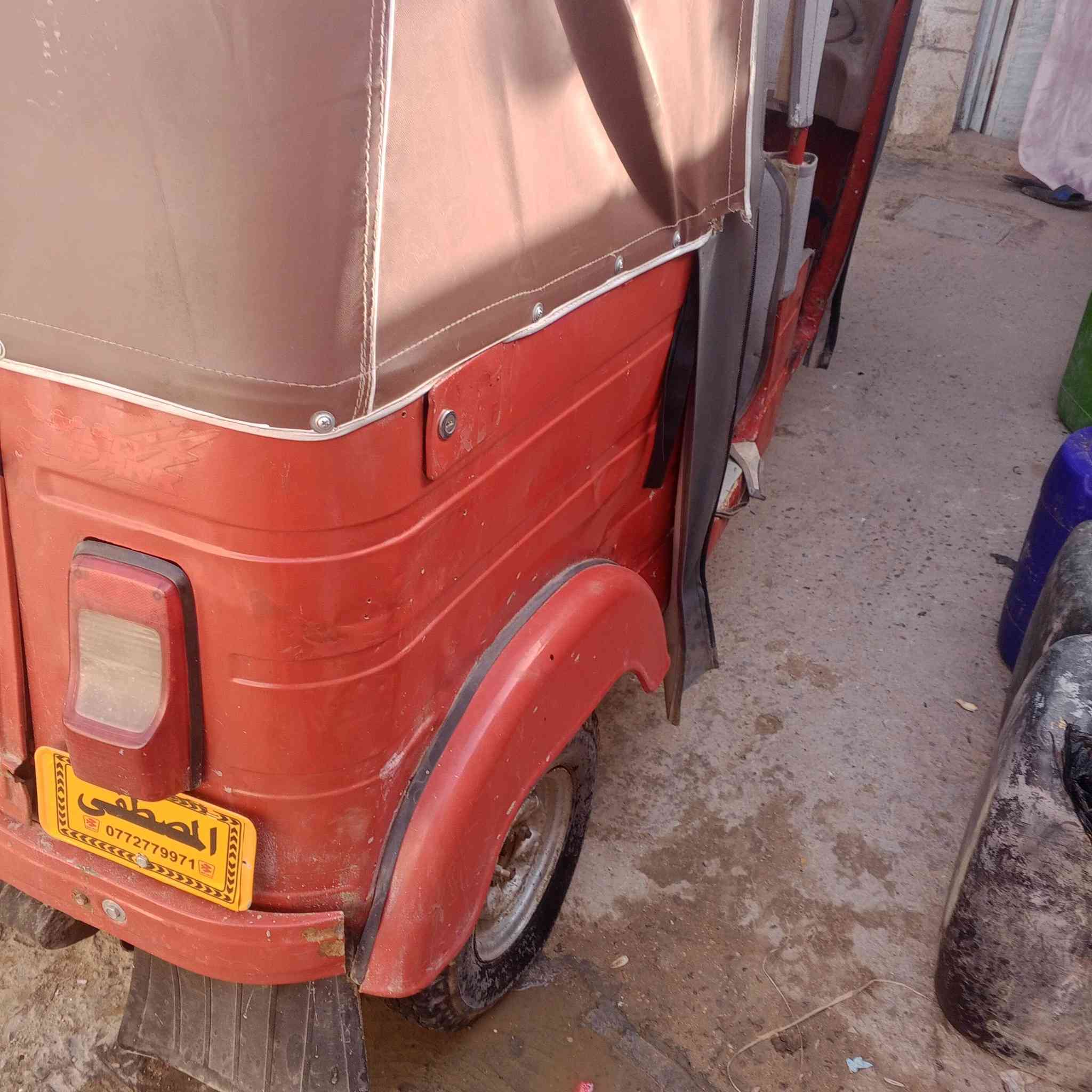 السلام عليكم تكتك موديل 17 شهر 12 يوم 20 مكينه 20 اوراق 7 اصليات مكان بلامين اني  مكلف بل نشر معمرة دوس  عوزهه بس جادر  ***********  السعر 3400 تكتك خير من الله
