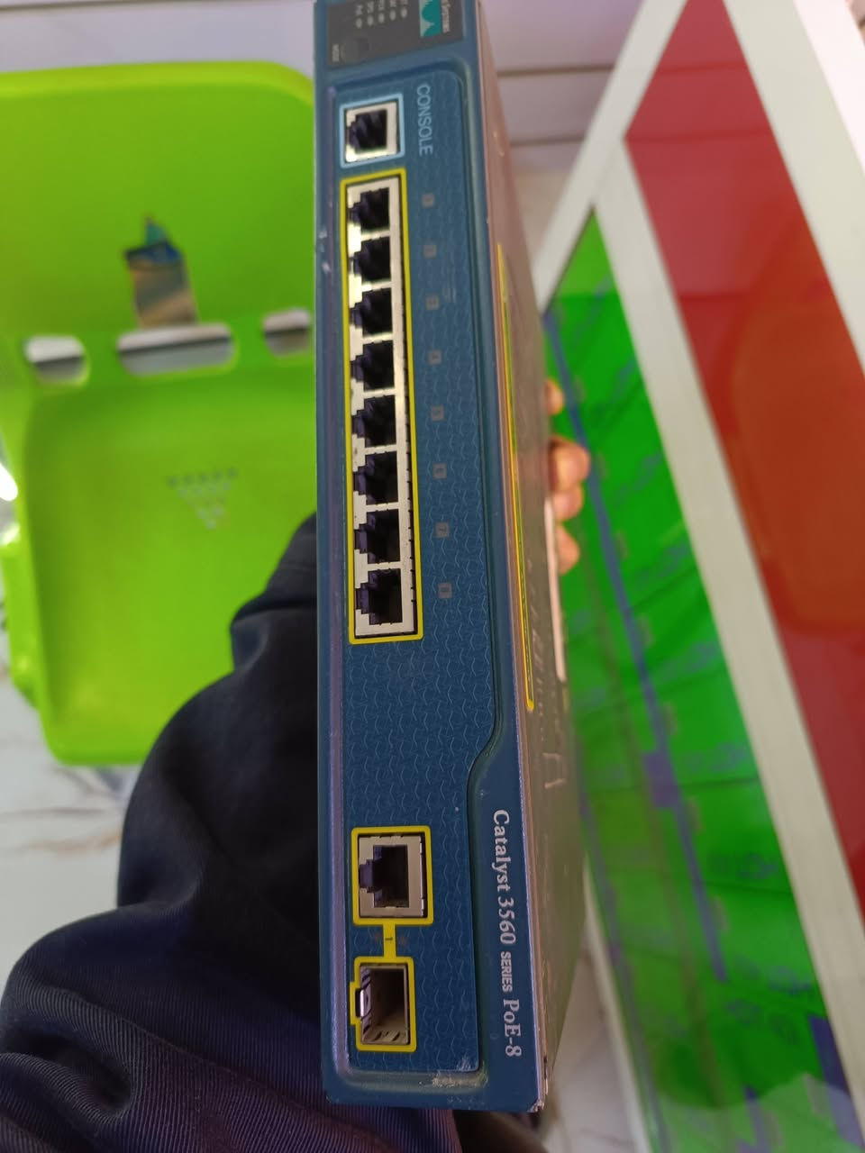 اجهزة سسكوو عدد 2 الي يفيدنه ينطي سعرهن وبالعافيه*********** وتساب
