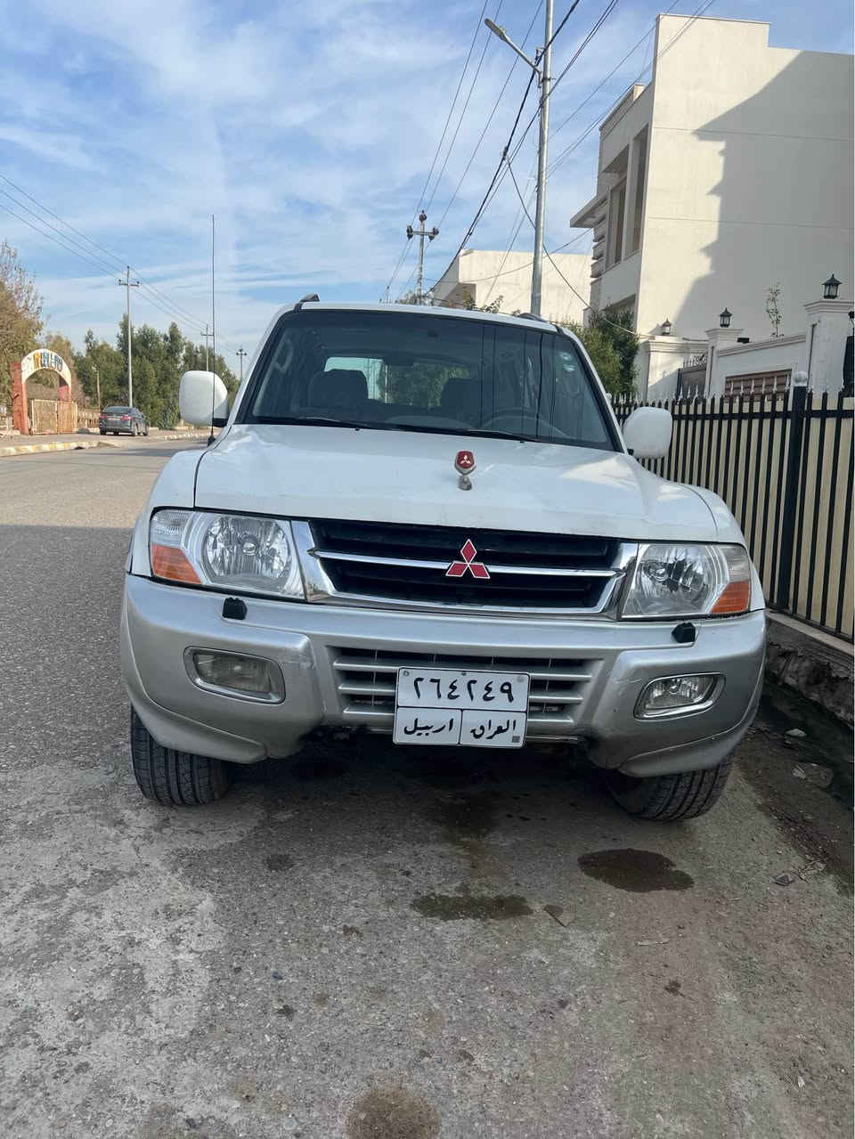 باجيرو 2001 ياباني  كير محرك 3000vvti تبريد شرط سياره بدون ضربه بدون صبغ سنويه جديد دفتر بنزين بيها
سياره 7راكب سياره جاهزا من كل نواحي
*********** كركوك, العراق
