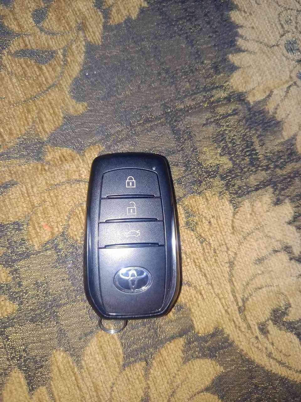 السلام عليكم بصمة كورلا هايبرد جديده ما مستخدمه للبيع مكاني بغداد ***********
