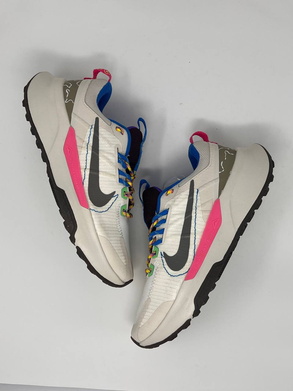 Nike jupiner
الحجم:43(27.5سم) 
  الوصف: باله فيتنامي نظافة 💯، قطعه فنية فوم مريح  

السعر: 30  الف دينار عراقي.

🚚 يوجد توصيل لجميع المحافظات وجميع المناطق في العراق

ادخل انستا شوف القطع القويه المتوفره 
https://www.instagram.com/hermes.storex?igsh=MTQwdWQ4OTZ1YmxoMg%3D%3D&ut


**إذا كنت صاحب هذا الإعلان وتريد حذفه لأي سبب، رجاءا أرسل رسالة إلى الدعم الفني**