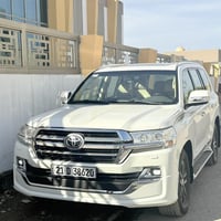 لاندكروز GXR • ٢٠١٦ • فول مواصفات