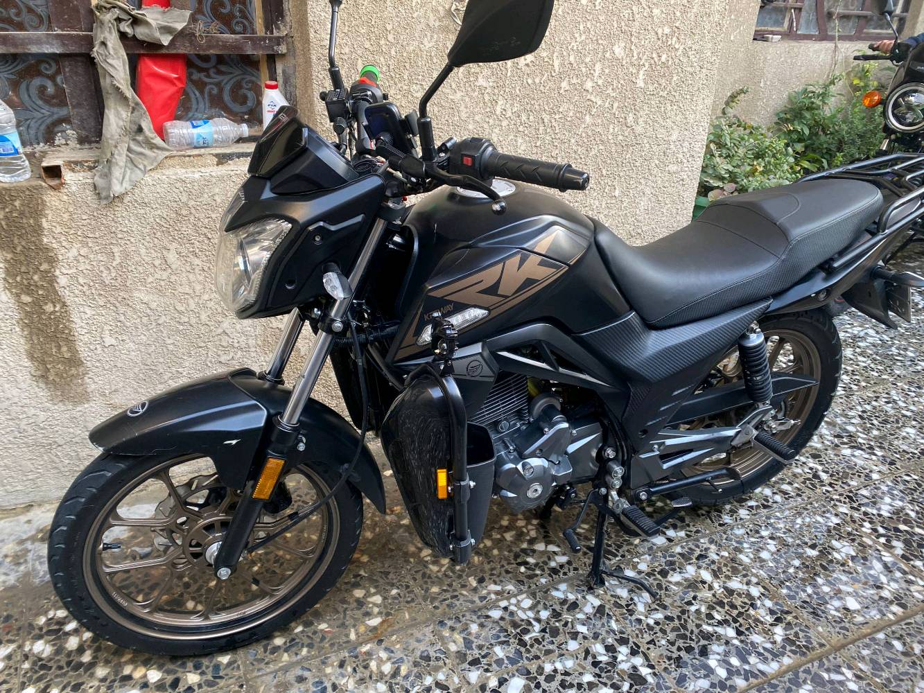 العنوان  بغداد البلديات شارع المصرف
موديل الدراجة ٢٠٢٤ 