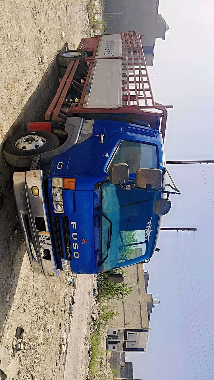 السلام فوسو طول سته وربيعين بلادي بدي اربع قطع كاعيه حديد جكر شاصي عريض للخير تخم تايرخلفي 19.5 امامي 17٫5 محرك 17 عادي مسكر24ولف قبق اسود بم عادي مو كهربائي موديل 96بلاد رقم  وسنويه جدد انكليزي نجف مميز مكان السياره بغداد سعر170


**إذا كنت صاحب هذا الإعلان وتريد حذفه لأي سبب، رجاءا أرسل رسالة إلى الدعم الفني**