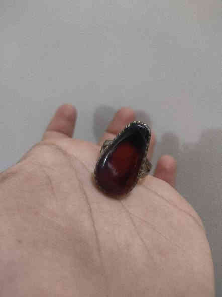 عقيق دلوة أو دمعة كرز الكرز 😍🍒🍒🍒💍للبيع اريده بسعر مناسب جدا خشن الخاتم ٣٥ فقط مكاني كربلاء يوجد توصيل لجميع المحافظات واتساب *********** /*********** 🍒😍💍🍒🍒🍒💐 كربلاء
