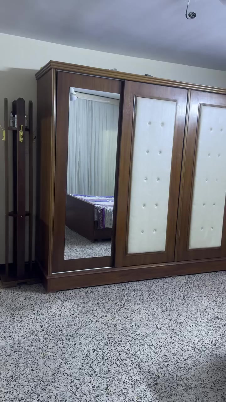 غرفة نجارة عراقية تكمة موديل تركي رايدتهة ب ٩٥٠مكاني بغداد حي القاهرة


**إذا كنت صاحب هذا الإعلان وتريد حذفه لأي سبب، رجاءا أرسل رسالة إلى الدعم الفني**