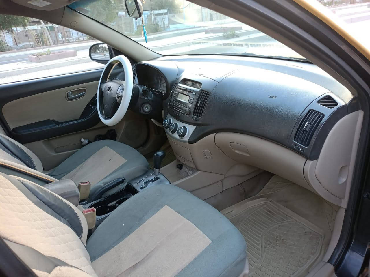 السلام عليكم الانترا 2007 للبيع كامله مكمله مكينه وكير خير من الله تبريد ثلج دوشمه جديده رقم بغداد انكليزي تحويل مباشر السعر 86 وبيه مجال حك الجيه المكان بغداد مدينة 
***********
