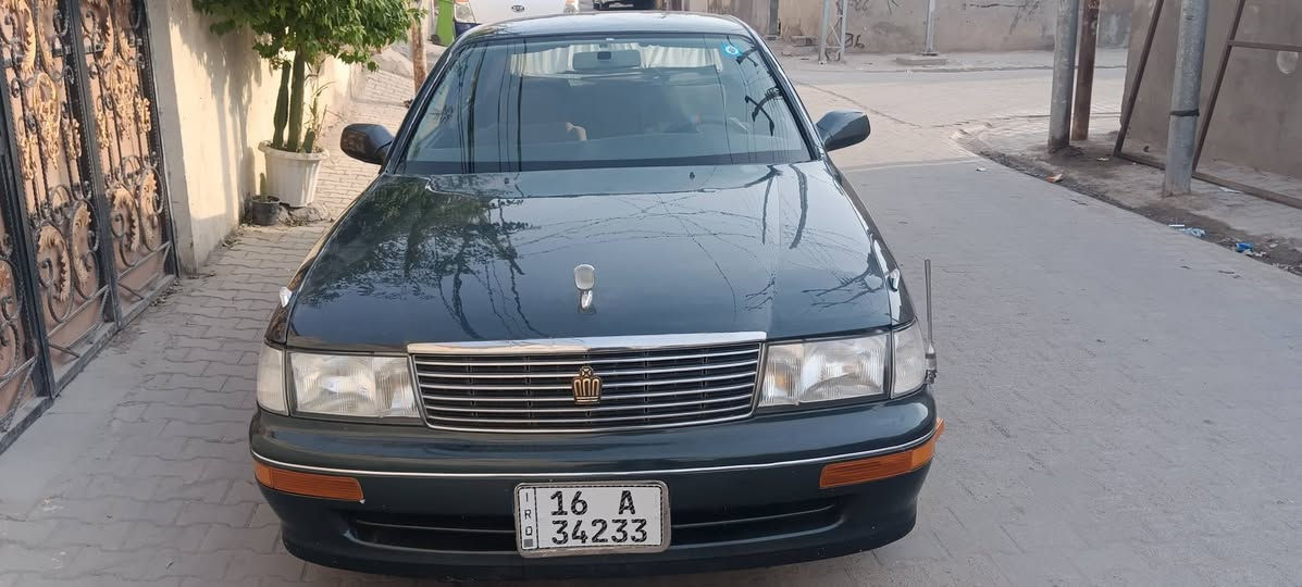 السلام عليكم ورحمه الله
للبيع بطه موديل1992 رقم قادسيه مشروع وطني تحويل مباشر سنويه مجدده لل 2028
گير ومكينه 2500 شرط النظافه السياره كفاله گص ونقل وعيب وضربه قويه واصوليات جاهزه من دواخل تخم تاير كهربائيات ويل جديد حداديه   سنتر لوك جام يصعد وينزل مابيها نقص مال جناي مكان السياره النجف الاشرف السعر 67 وبيها مجال 
للاتصال....***********
