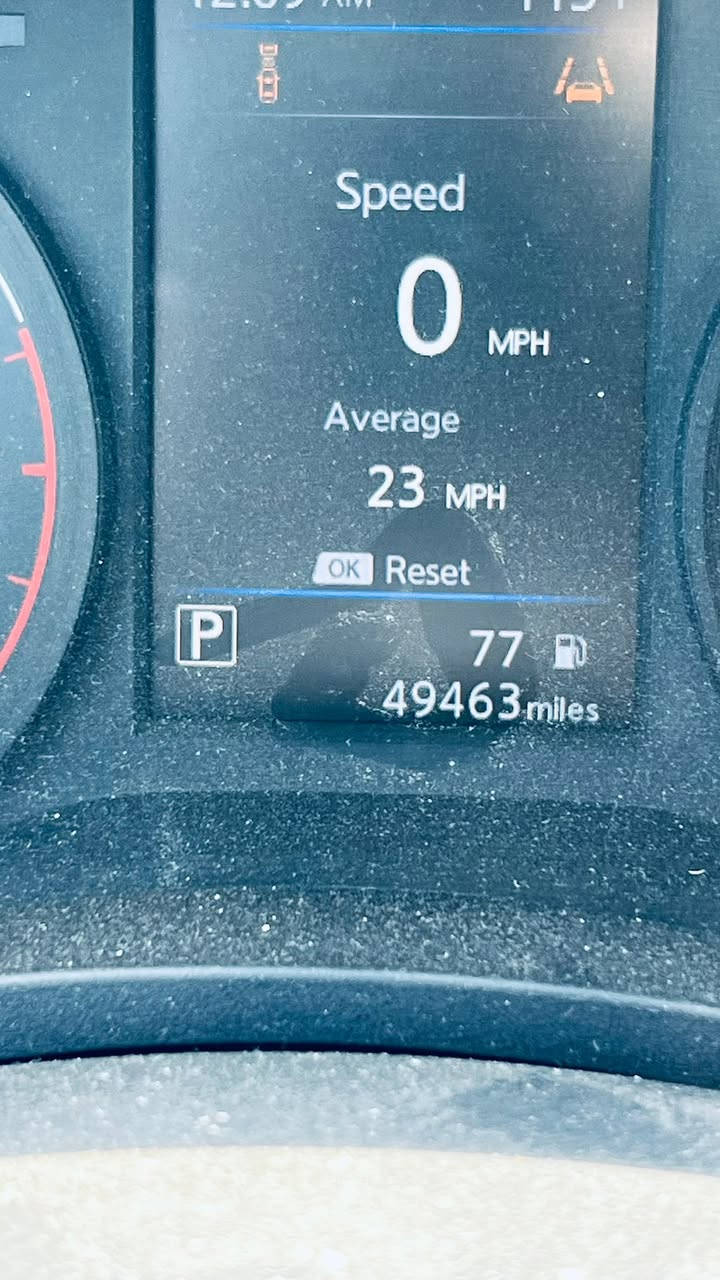 Altima 23 🕊️
قطع طين صبخ ربع جملخ وره 
صوره صونر رقم شاصي موجود نشر  
مواصفات Sكله مبدل SR 
49 مايل ماشي 
كير محرك حجر رادار كله بشرط
سياره كله جديد 
مكان كلار 
***********
