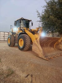 للبيع شركة درب البحار  حجم 53 موديل 24 مكفول كفاله عامه عاده 3200 ساعه...