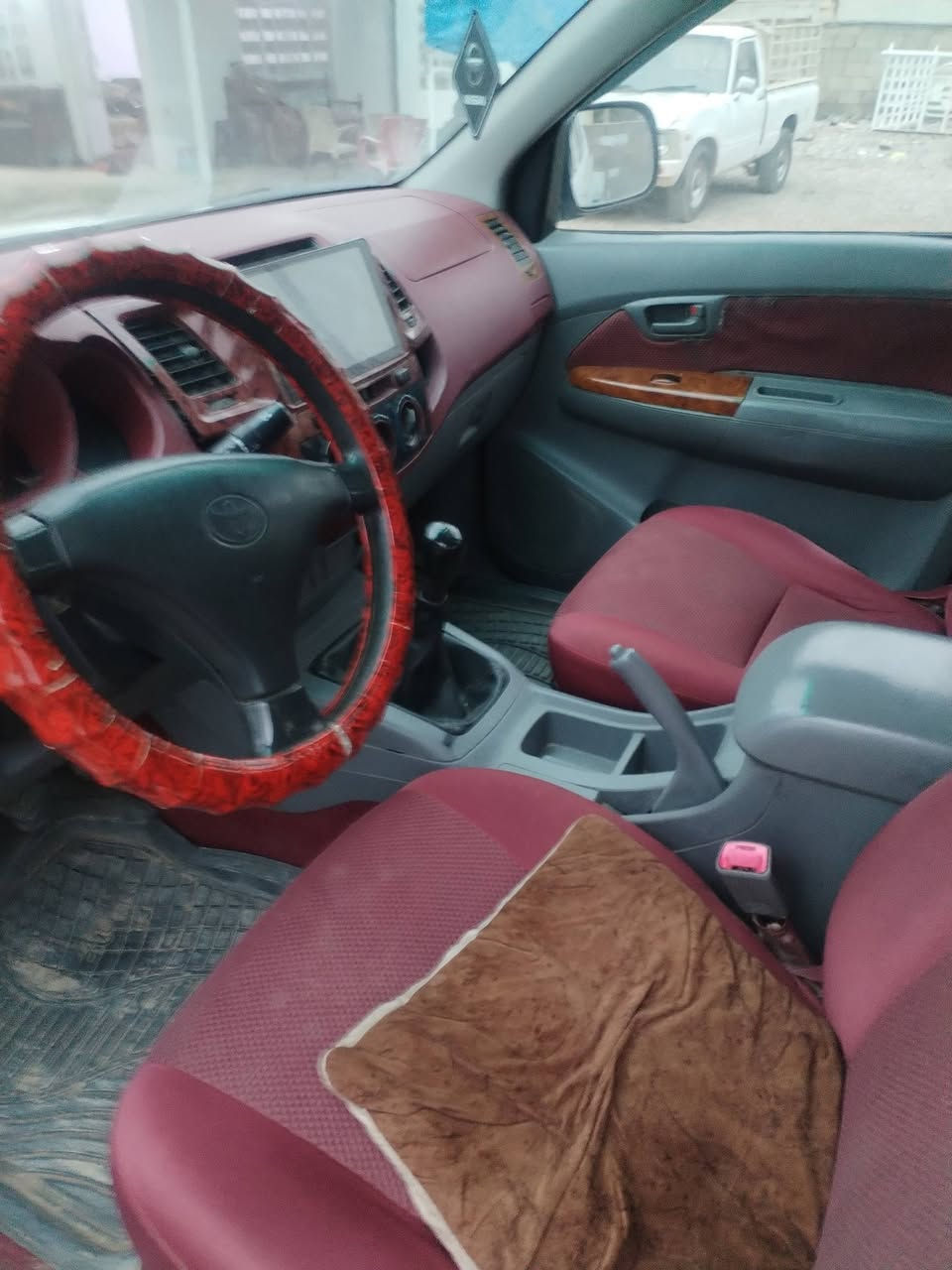 بيكم سعودي 2009السعر 140وبيها مجال قليل ***********
