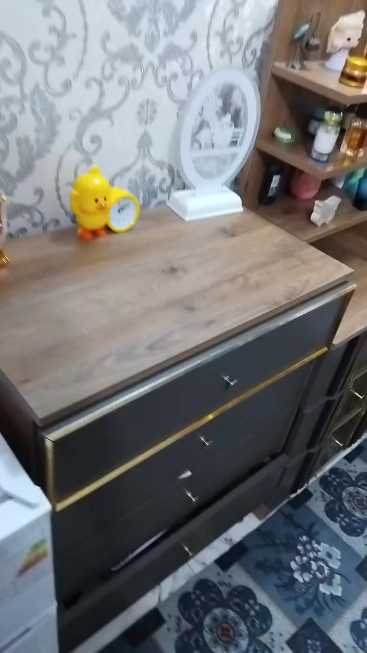 غرفه تركيا جديده
السعر مليون 
***********
