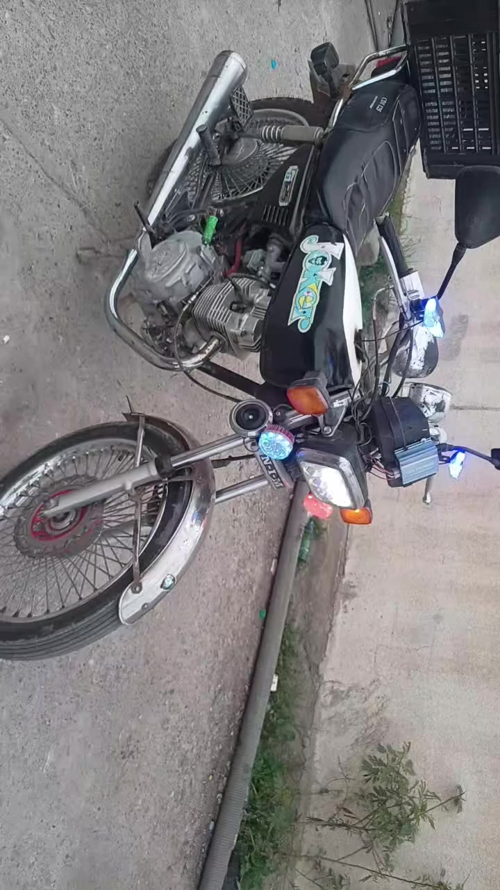 دراجه اربعه كير موديل 17 محرك ناعم اخرس لاصرف ولا بخار كهربائيات كامل حته سله بيها مال رمضان تتسوك بيها لرمضان سعره 260


**إذا كنت صاحب هذا الإعلان وتريد حذفه لأي سبب، رجاءا أرسل رسالة إلى الدعم الفني**