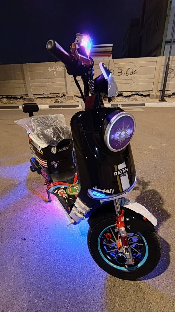 سلام عليكم
دراجه نوع r900 ريان مديل 26
تزويد داخلي وخارجي دراجه تاعب عليهه كلش
مزوده داخلي... 
1_عقل برمجه وتحديد سرعه دراجه على مبايل
2_بطاريه ليثيوم فوسفات حديد 40A_72w
تزويد خارجي... 
1_عضمات بريك لون برتقالي
2_دبلات أمامي لون ماروني
3_قبق شاصي 
4_ستاند صفح
5_ويل امامي
6_تعلاكه 
من غير الكهربائيات المرتبه وشغلات ماذكرتهه
دراجه مزوده على ايدي وبيهه 3 مود للسرع 
مود الثاني طلعت 70 وصوره تحكم
جكد تسوه هيج دراجه للشرايه ابيع


**إذا كنت صاحب هذا الإعلان وتريد حذفه لأي سبب، رجاءا أرسل رسالة إلى الدعم الفني**