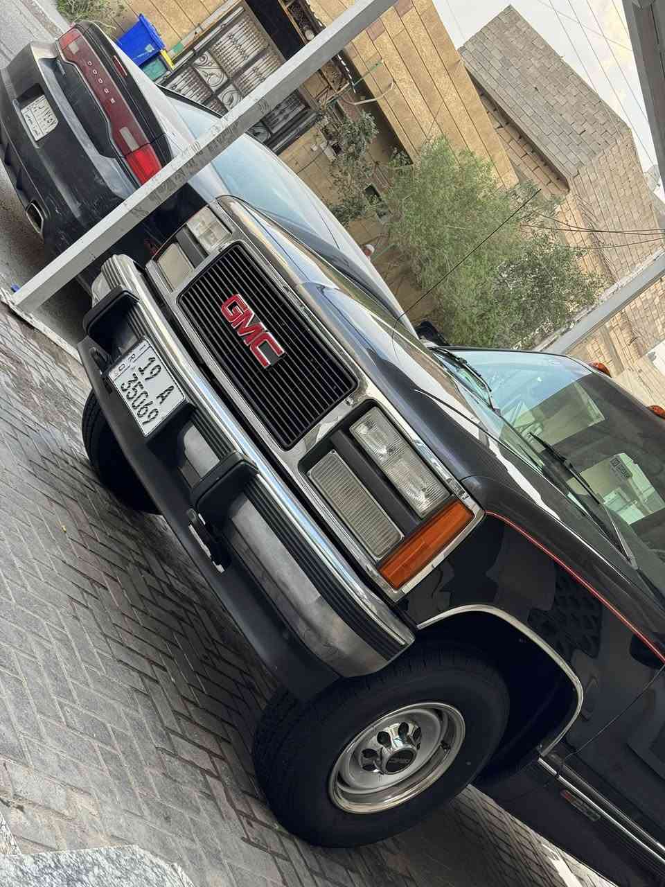 جي ام سي بهبان ١٩٩٤ سياره ع وضع الشركه ماشيه ١١٤ كيلو متر مكينه ٤٥٤ وكير الف مكفوله كفاله عامه 
السياره مغلفه بي بي اف وجديده وجاهزه للاخير طخم تاير توه شاده عليه رقم كربلاء باسمي تحويل مباشر سنويه مجدده لل ٢٠٣١ هزه جديده السعر ١٣٠ مكان السياره بصره / الطويسه
للاستفسار ***********
