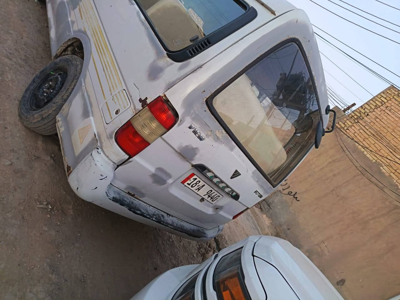 فاتون ٢٠٠٨ للبيع مكاني الحله /بابل 
الاتصال /***********
